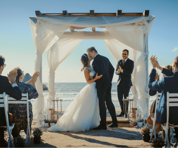 Matrimoni in spiaggia a San Teodoro: ecco le location